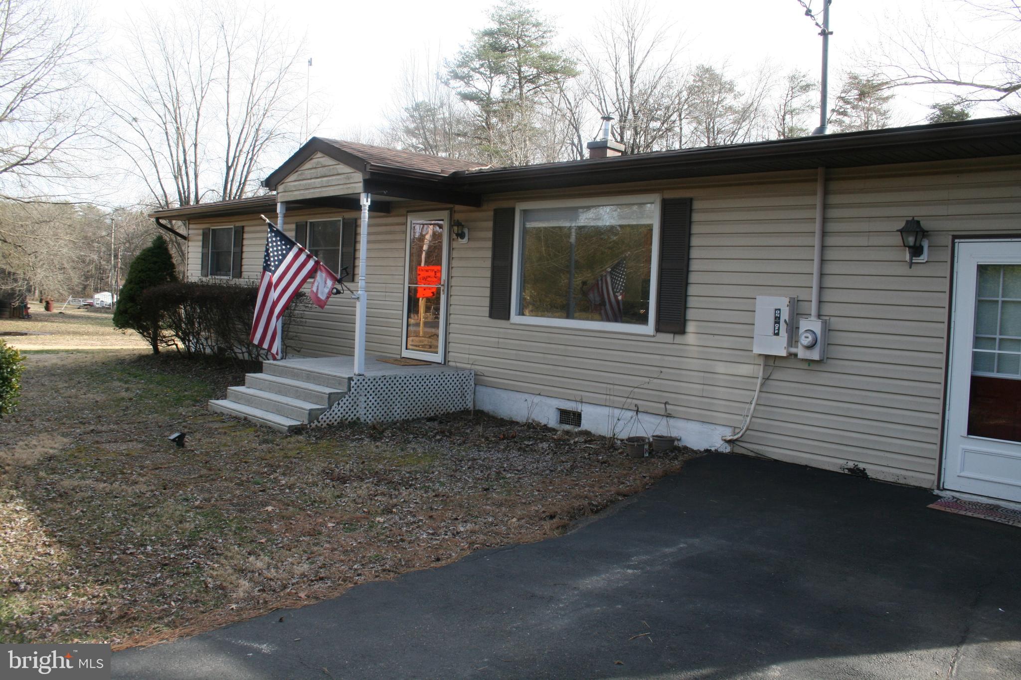 15305 Thoroughfare Road Gainesville, VA 20155 - Photo 3 of 59 Gallery Image 3