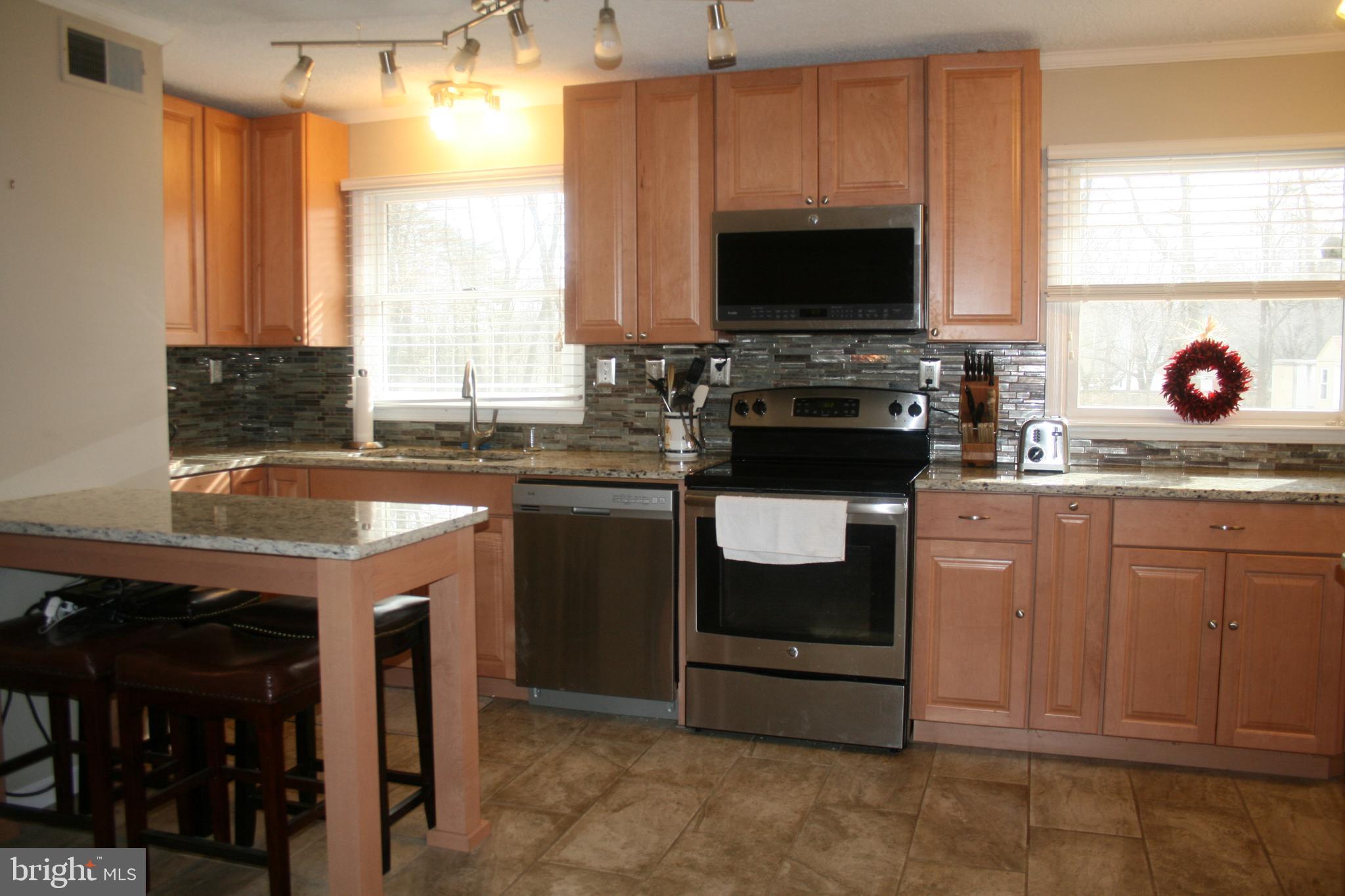 15305 Thoroughfare Road Gainesville, VA 20155 - Photo 8 of 59 Gallery Image 8