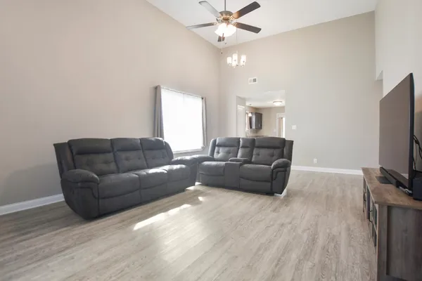 $1,750 | 853 Lutz Lane, Clarksville, TN 37042