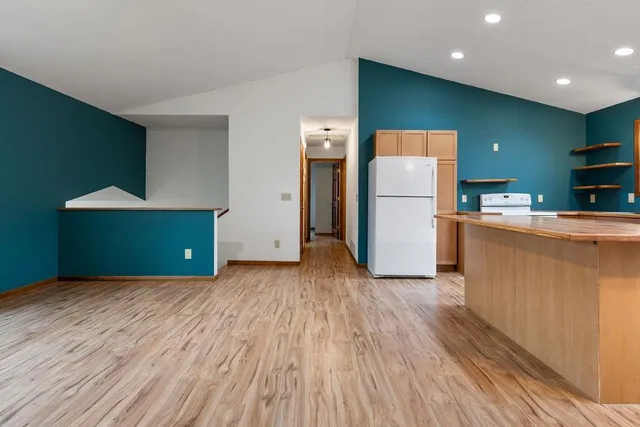 $349,900 | 31185 Hillside Pass, Pequot Lakes, MN 56472