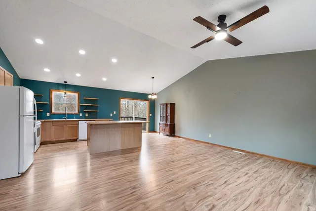 $349,900 | 31185 Hillside Pass, Pequot Lakes, MN 56472