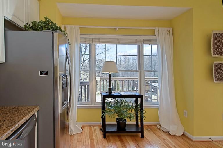 1235 Weatherstone Court Reston, VA 20194 - Photo 11 of 29 Kitchen