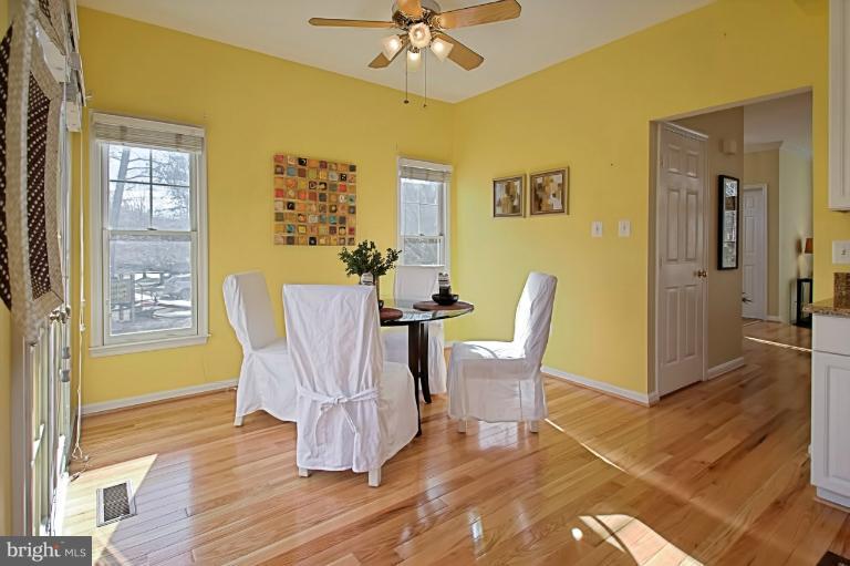 1235 Weatherstone Court Reston, VA 20194 - Photo 4 of 29 Family Room