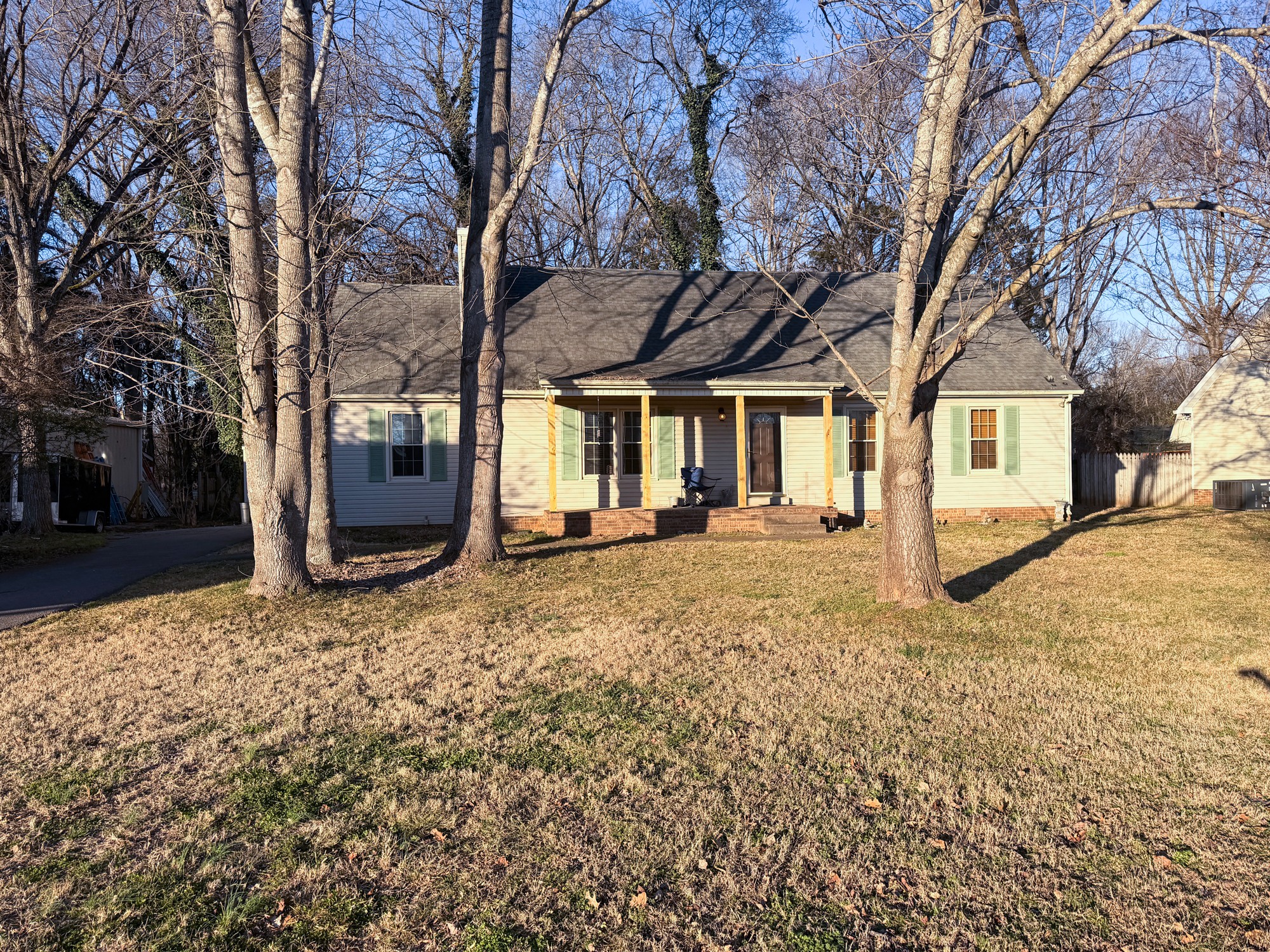 3012 Settlers Road Murfreesboro, TN 37129 - Photo 2 of 7 a view of a yard with a large tree