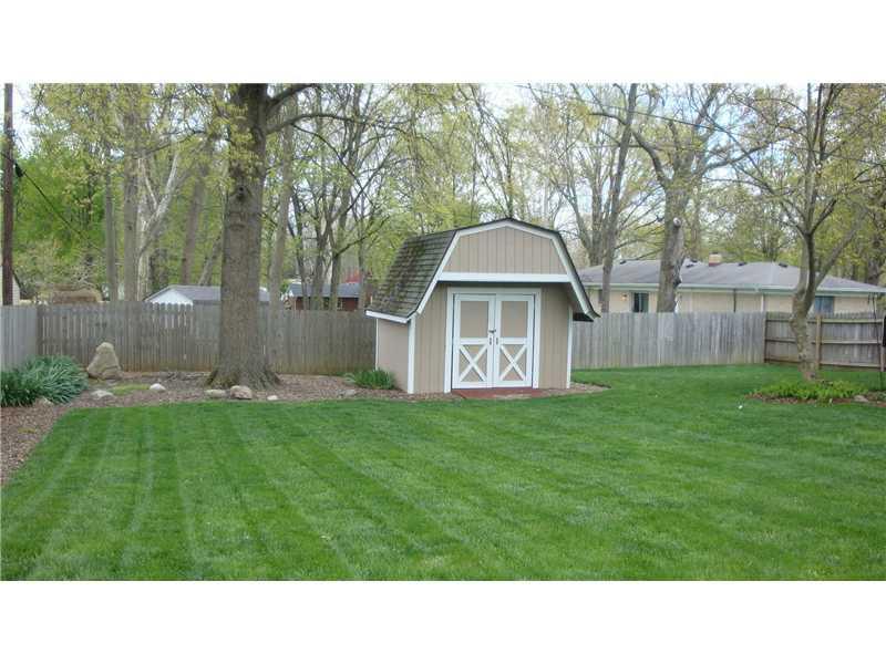 242 Bennington Road Indianapolis, IN 46227 - Photo 20 of 21 Gallery Image 20