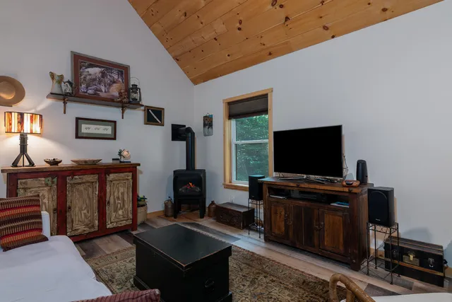 $299,000 | 6 The Pines Drive, New Portland, ME 04961