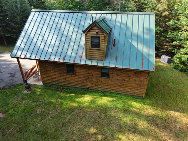 $299,000 | 6 The Pines Drive, New Portland, ME 04961