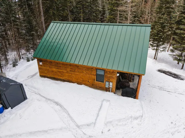 $299,000 | 6 The Pines Drive, New Portland, ME 04961