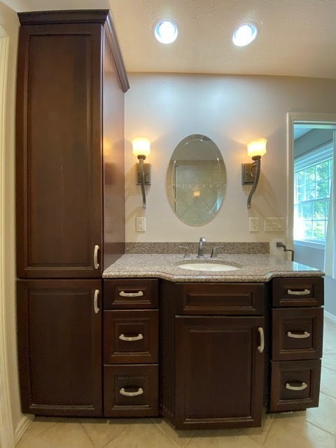 11426 East Radisson Road Mount Vernon, IL 62864 - Photo 23 of 56 a bathroom with a sink and a mirror