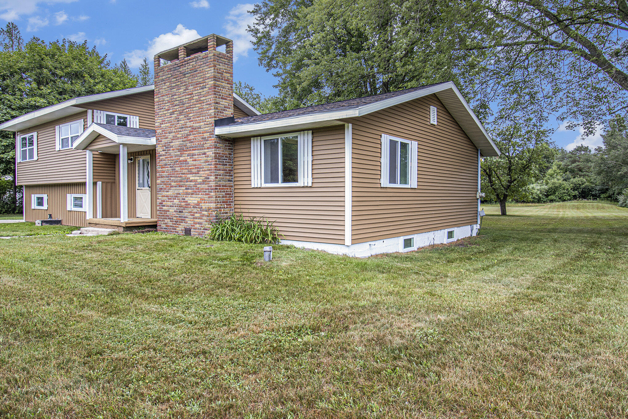 5801 East Garfield Road Hesperia, MI 49421 - Photo 2 of 23 003_img_1505_232