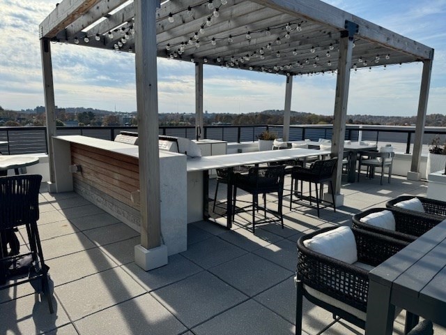 191 Washington Street, Unit 507 Boston, MA 02135 - Photo 20 of 23 a outdoor view with a sitting space