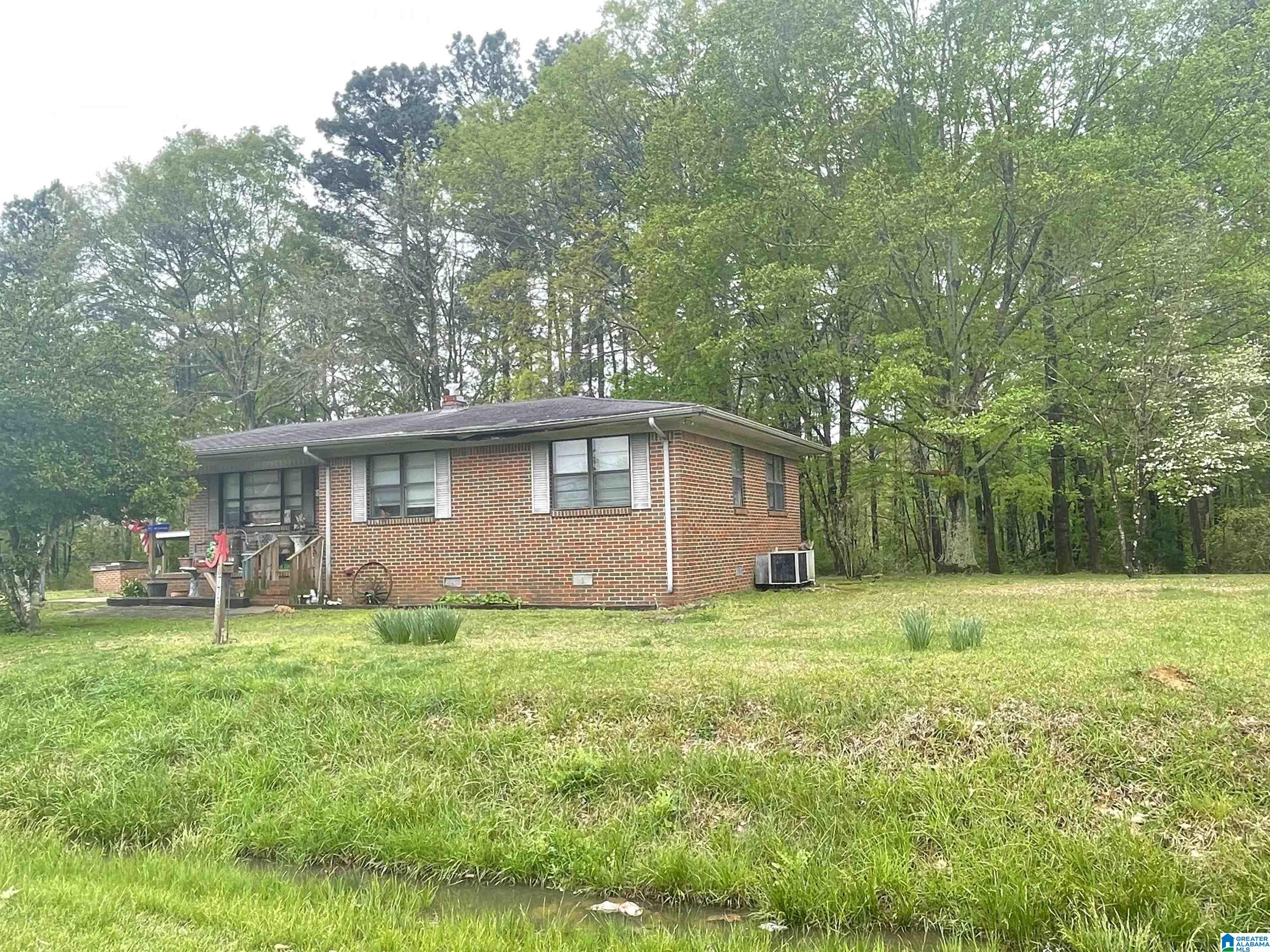 4593 Fall City Road Jasper, AL 35503 - Photo 2 of 28