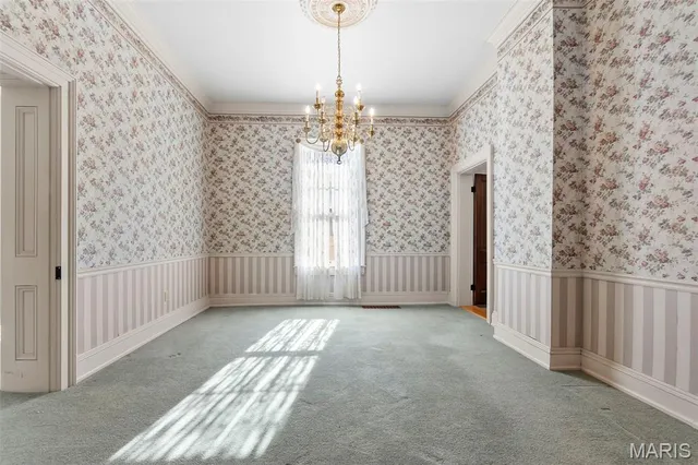 $299,900 | 19 North Fountain Street, Cape Girardeau, MO 63701