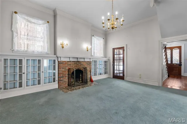 $299,900 | 19 North Fountain Street, Cape Girardeau, MO 63701