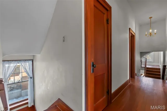 $299,900 | 19 North Fountain Street, Cape Girardeau, MO 63701