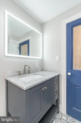 $6,250 | 2314 South Street, Philadelphia, PA 19146