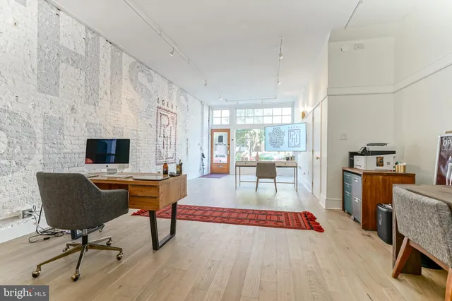 $6,250 | 2314 South Street, Philadelphia, PA 19146