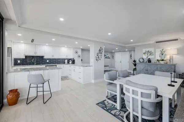 $1,599,000 | 520 South Collier Boulevard, Unit 504, Marco Island, FL 34145