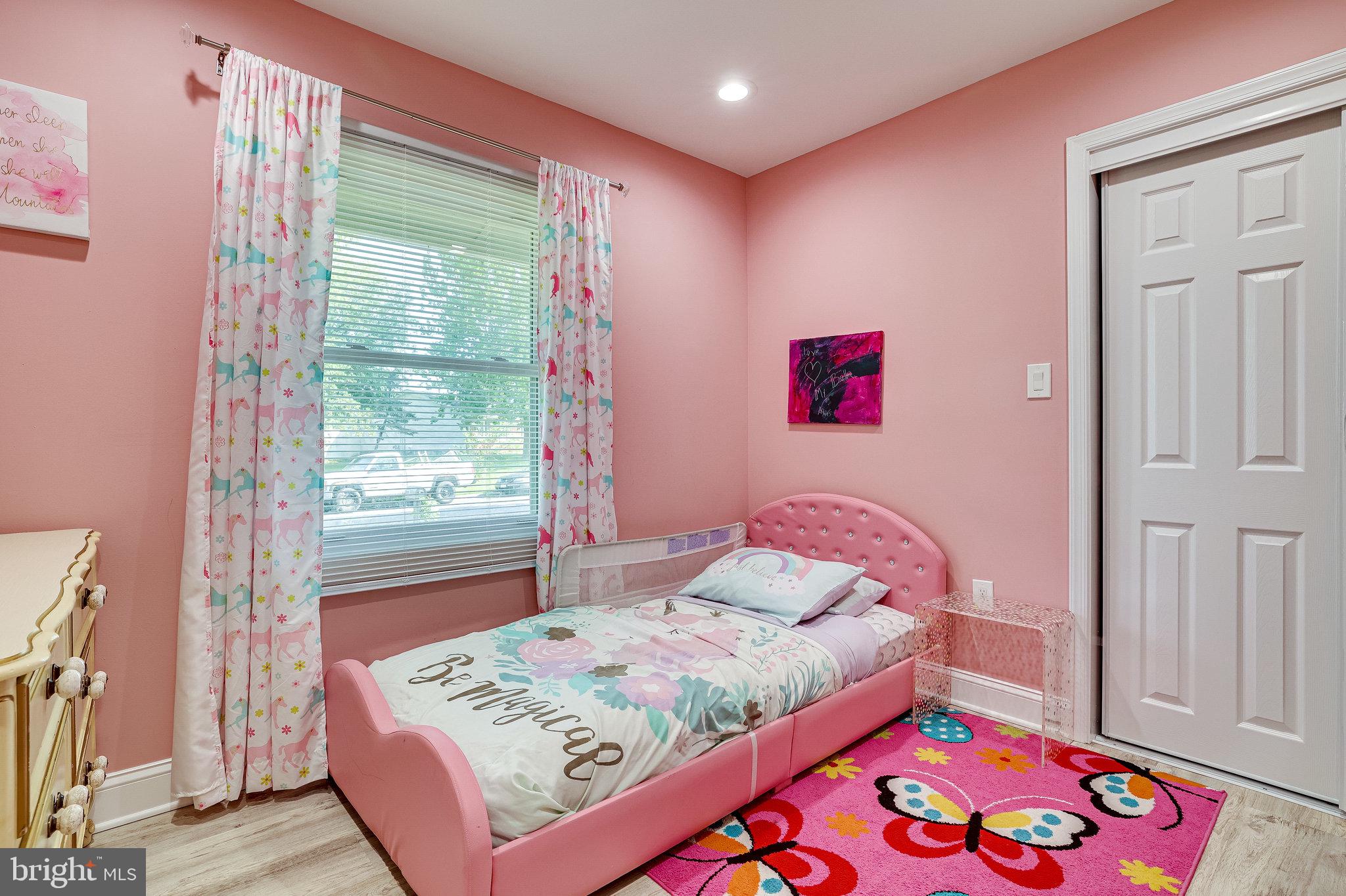604 East Poplar Road Sterling, VA 20164 - Photo 36 of 73 Gallery Image 36