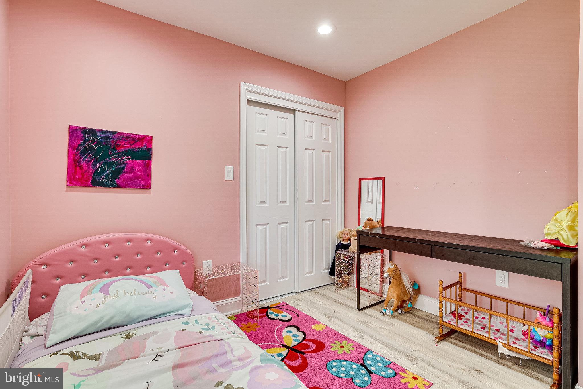 604 East Poplar Road Sterling, VA 20164 - Photo 39 of 73 Gallery Image 39