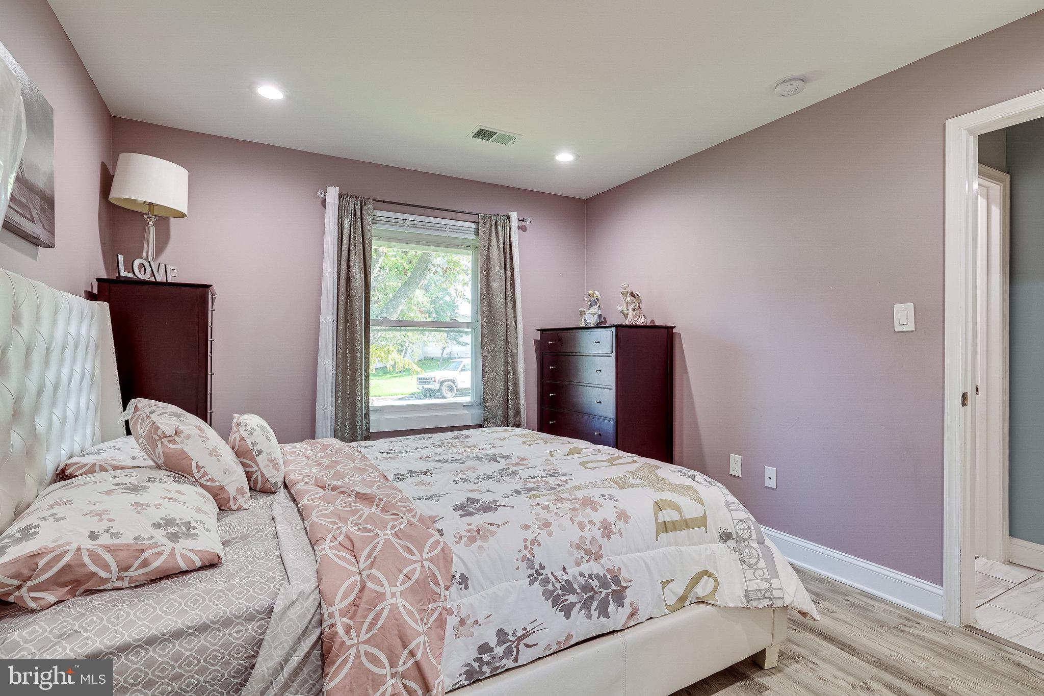 604 East Poplar Road Sterling, VA 20164 - Photo 49 of 73 Gallery Image 49