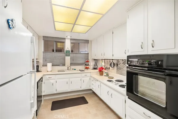 $2,800 | 46 Calle Aragon, Unit R, Laguna Woods, CA 92637
