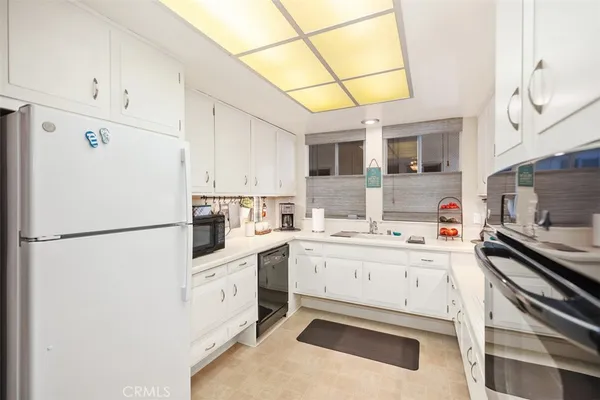 $2,800 | 46 Calle Aragon, Unit R, Laguna Woods, CA 92637