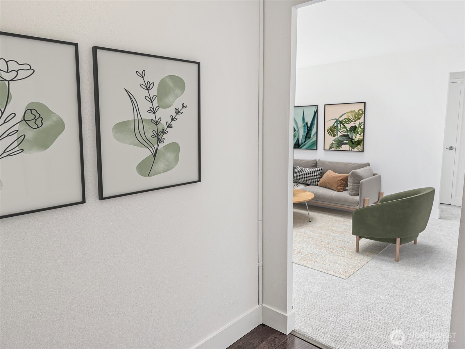1105 Spring Street, Unit 904 Seattle, WA 98104 - Photo 4 of 19 Gallery Image 4