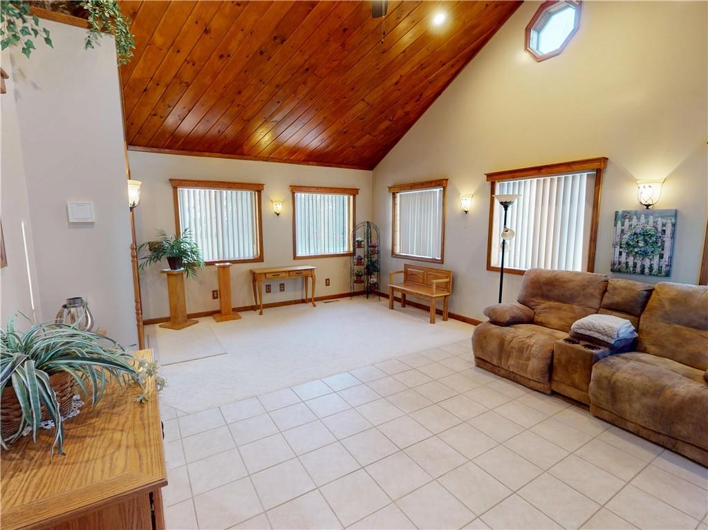 196 South Benbrook Road Butler, PA 16001 - Photo 16 of 45