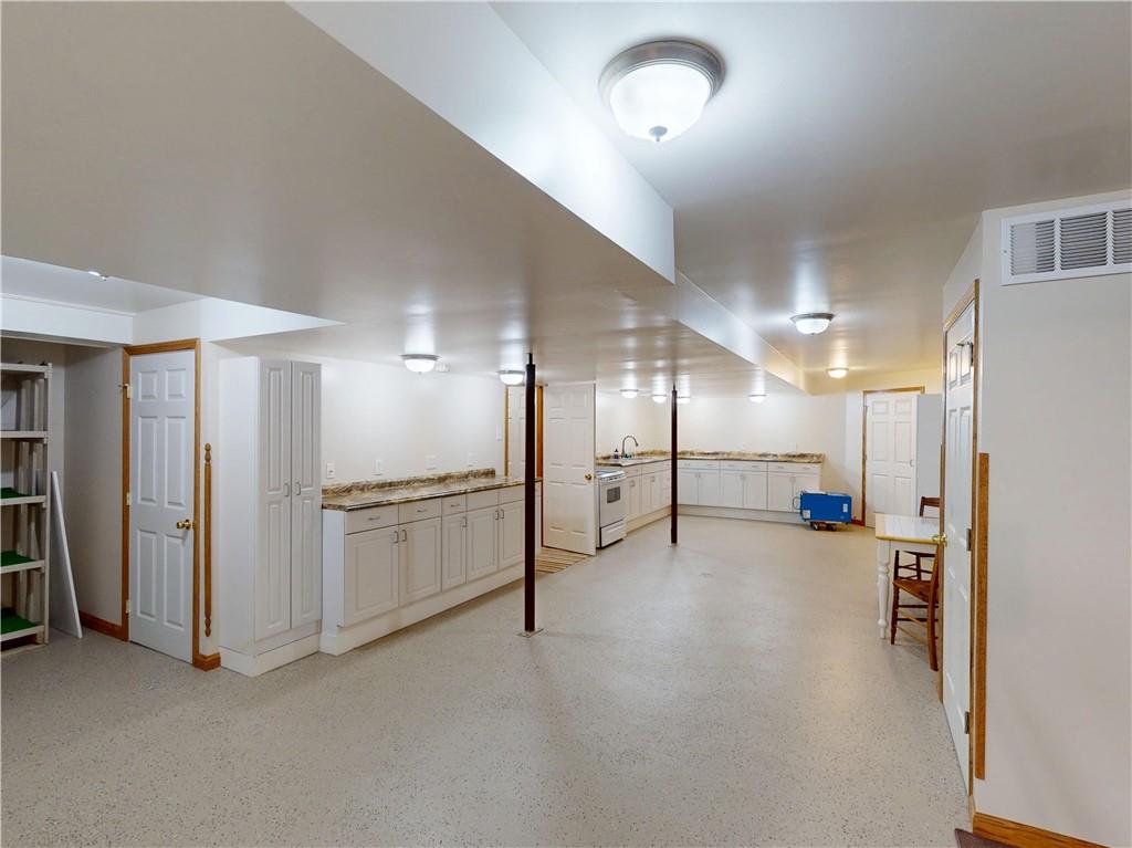 196 South Benbrook Road Butler, PA 16001 - Photo 36 of 45