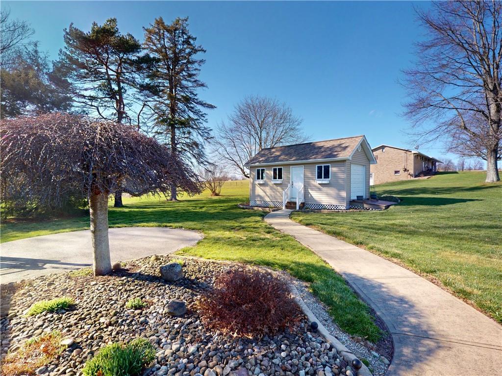 196 South Benbrook Road Butler, PA 16001 - Photo 41 of 45