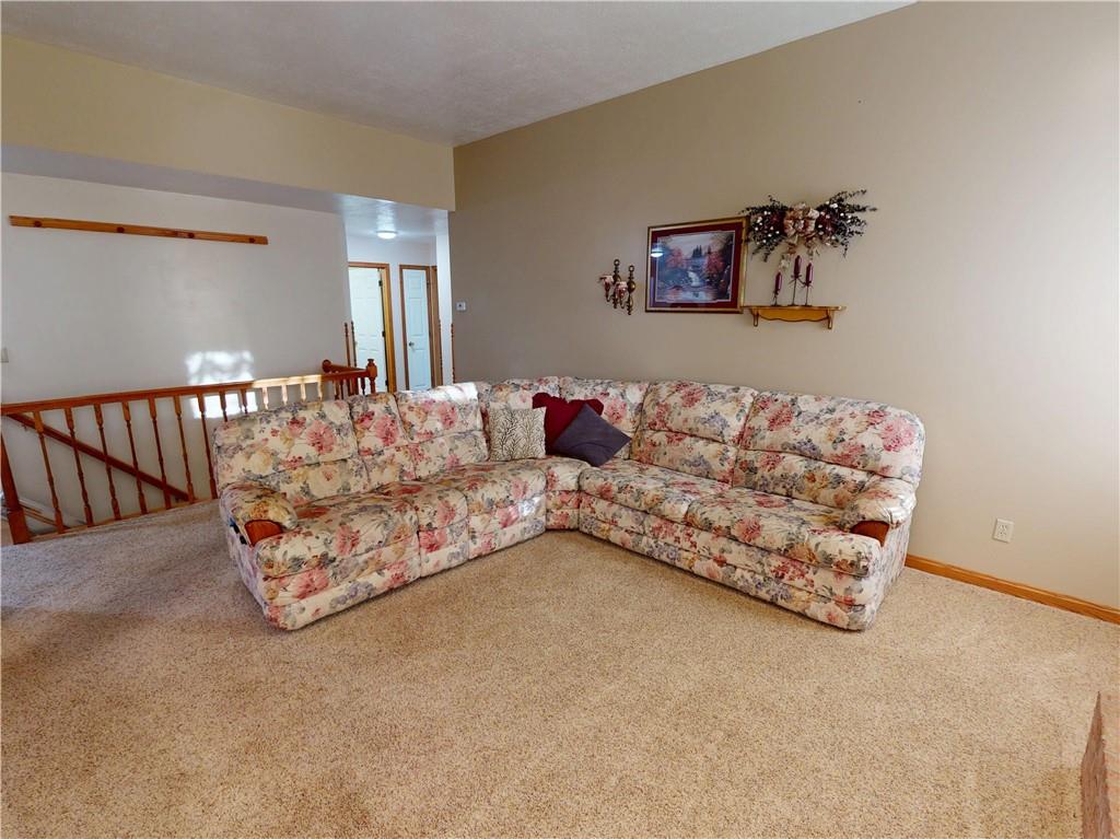 196 South Benbrook Road Butler, PA 16001 - Photo 8 of 45