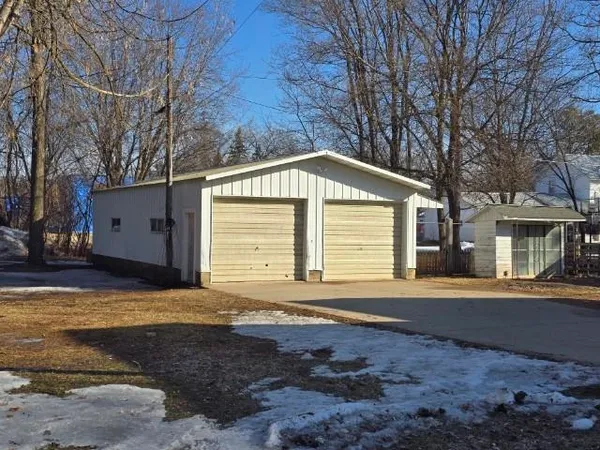 $225,000 | 217 East Center Street, Shawano, WI 54166