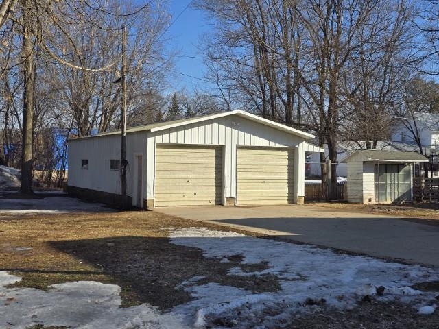 217 East Center Street Shawano, WI 54166 - Photo 22 of 28