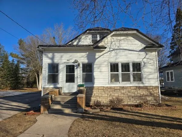 $225,000 | 217 East Center Street, Shawano, WI 54166