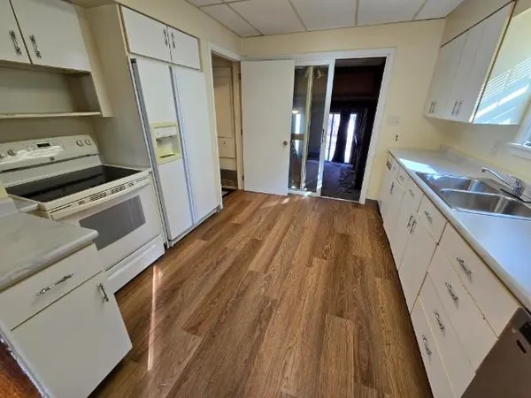 $225,000 | 217 East Center Street, Shawano, WI 54166