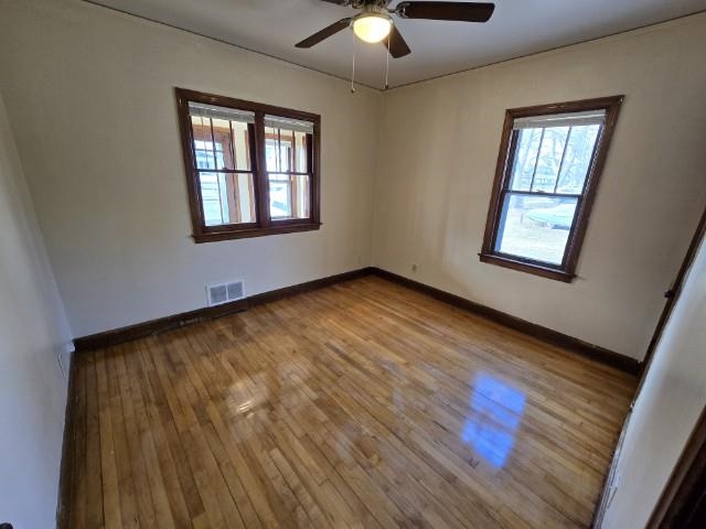 217 East Center Street Shawano, WI 54166 - Photo 8 of 28