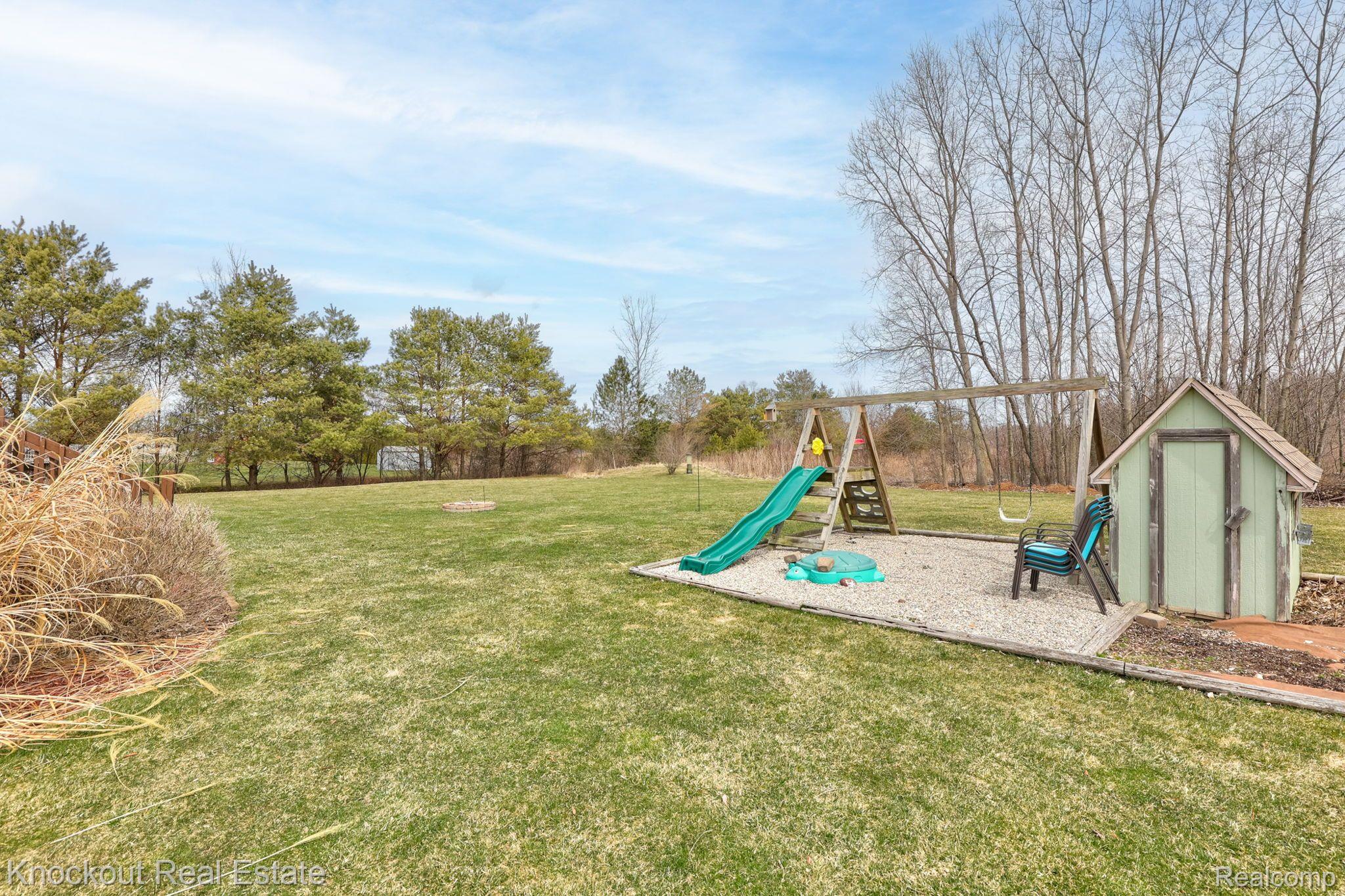 11174 North Lewis Road Clio, MI 48420 - Photo 37 of 46 Gallery Image 37