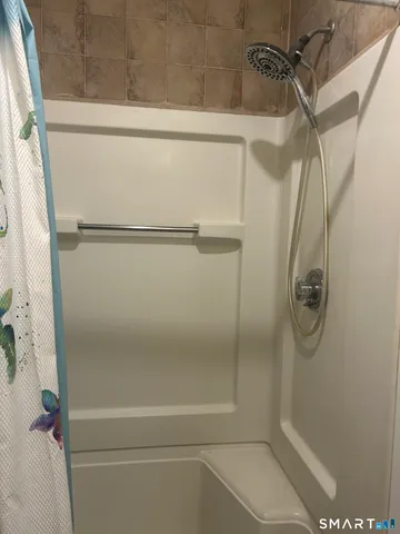 $1,150 | 673 Lovely Street, Unit 673, Avon, CT 06001