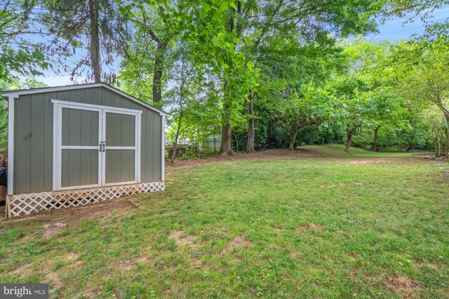 $825,000 | 4100 Duncan Drive, Annandale, VA 22003