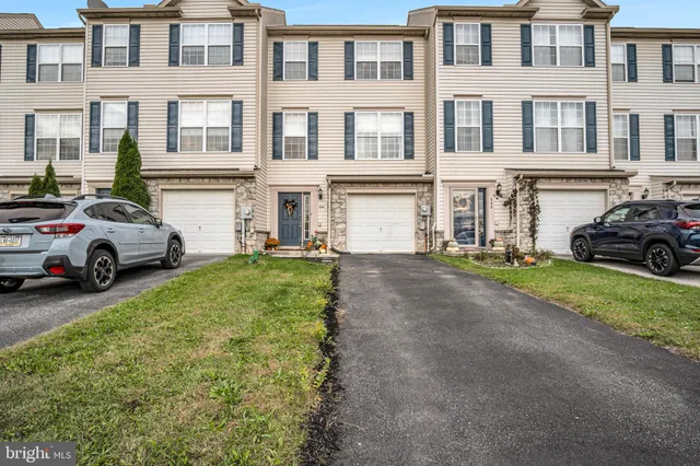 a view of a basket ball ground