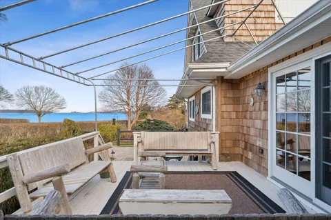 $5,350,000 | 4 Mashomuck Drive, Sag Harbor, NY 11963