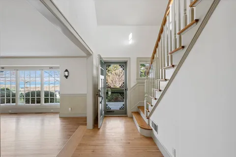 $5,350,000 | 4 Mashomuck Drive, Sag Harbor, NY 11963