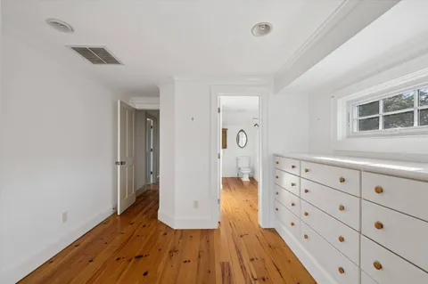 $5,350,000 | 4 Mashomuck Drive, Sag Harbor, NY 11963