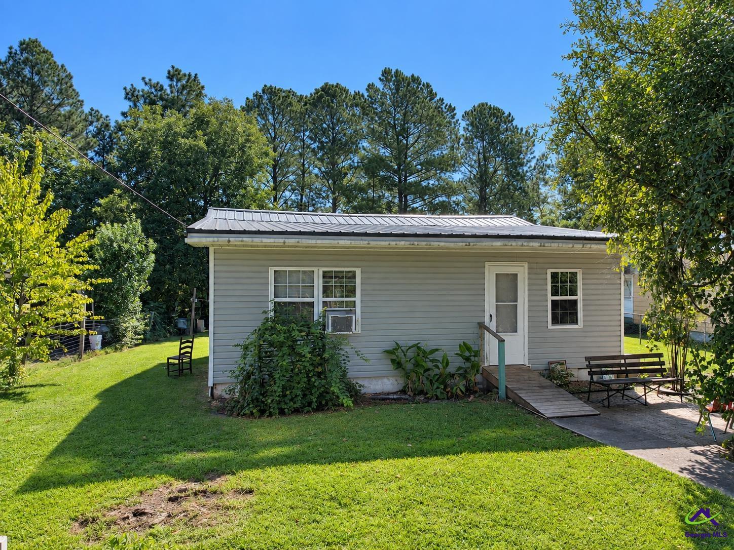718 Walcott Street Perry, GA 31069 - Photo 2 of 19 Gallery Image 2
