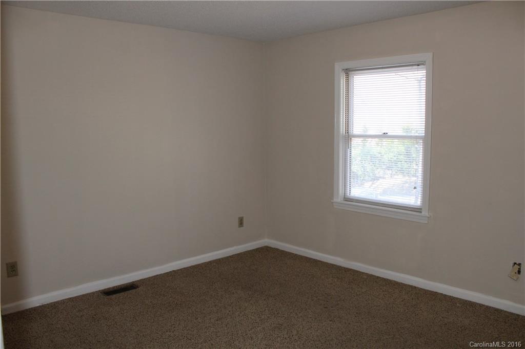 187 Weston Road Arden, NC 28704 - Photo 8 of 16 Gallery Image 8