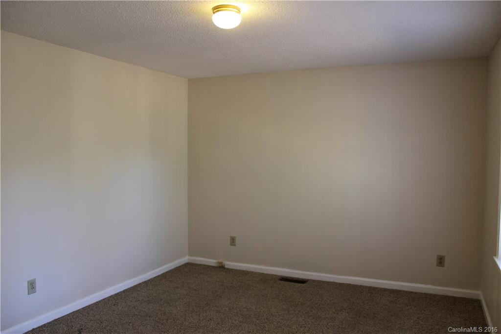 187 Weston Road Arden, NC 28704 - Photo 9 of 16 Gallery Image 9