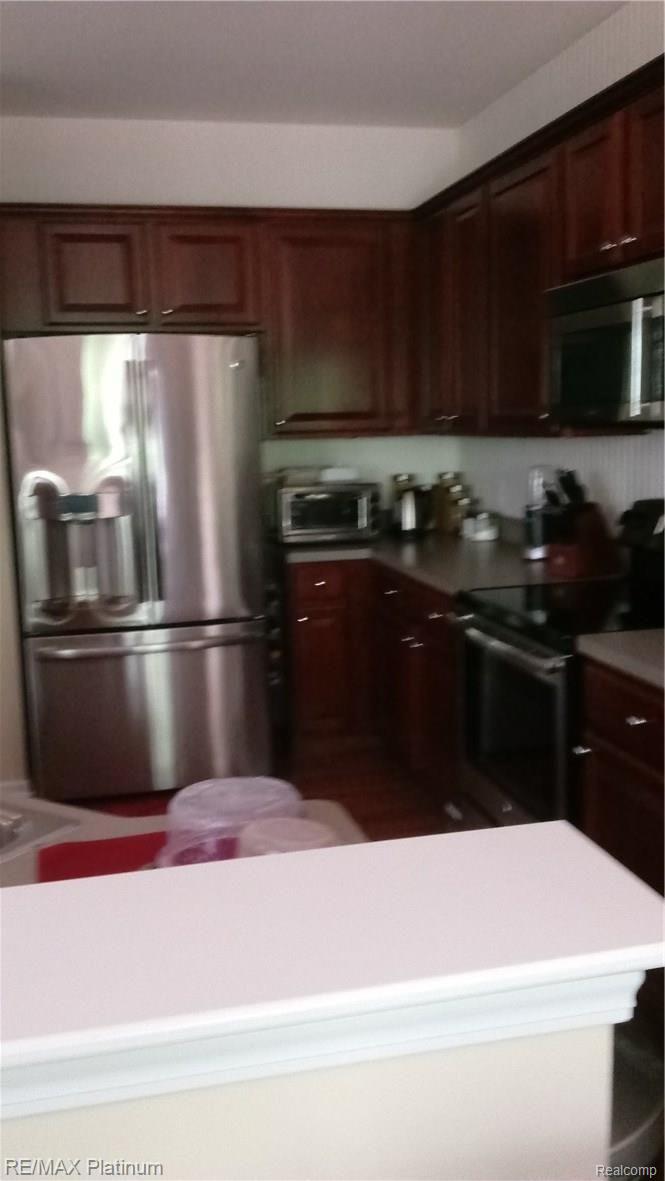 4120 Merriman Loop Howell, MI 48843 - Photo 17 of 34 20170521_173100.jpg