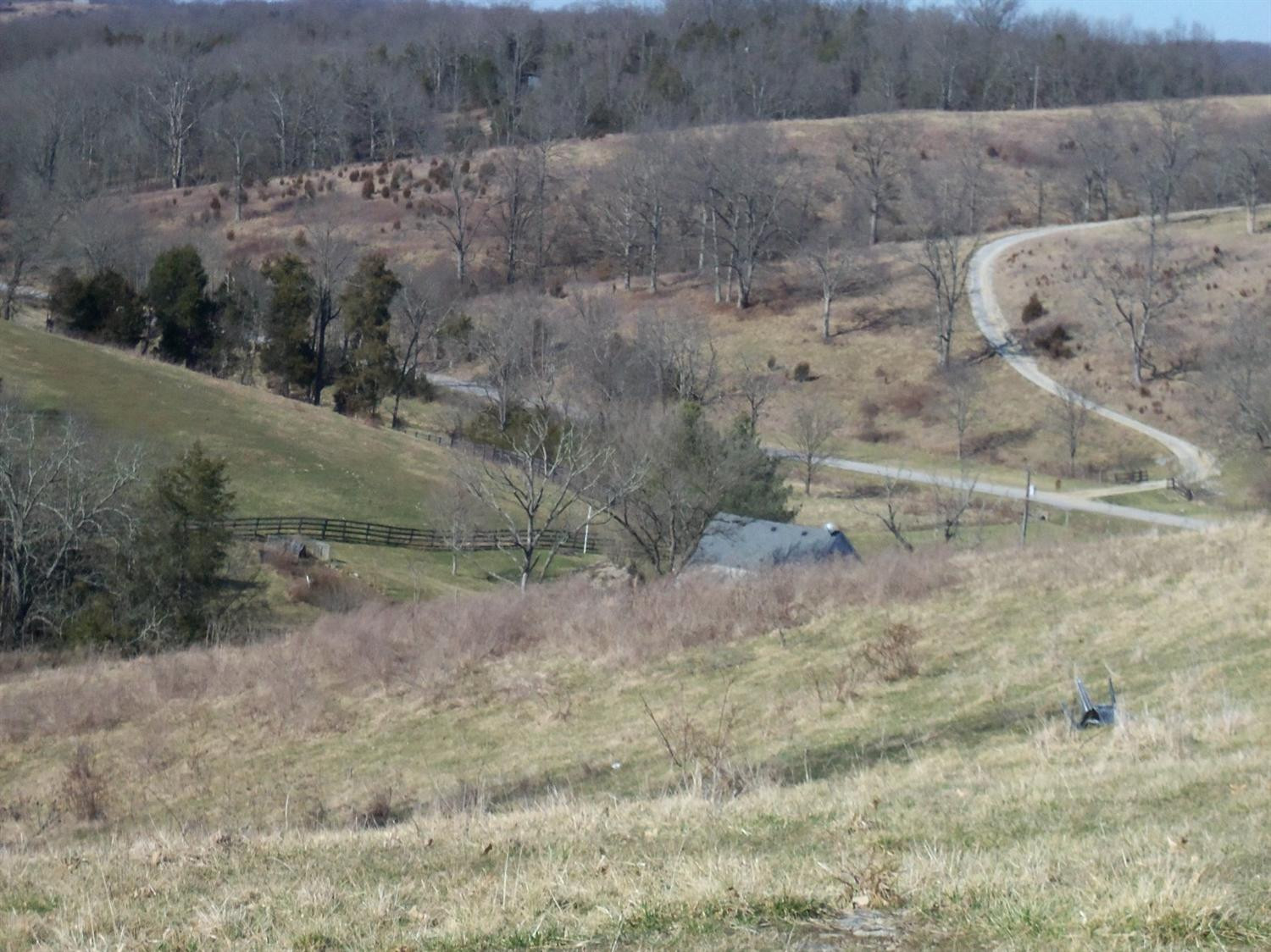 2486 Cedar Road Frankfort, KY 40601 - Photo 40 of 65 Photo 40