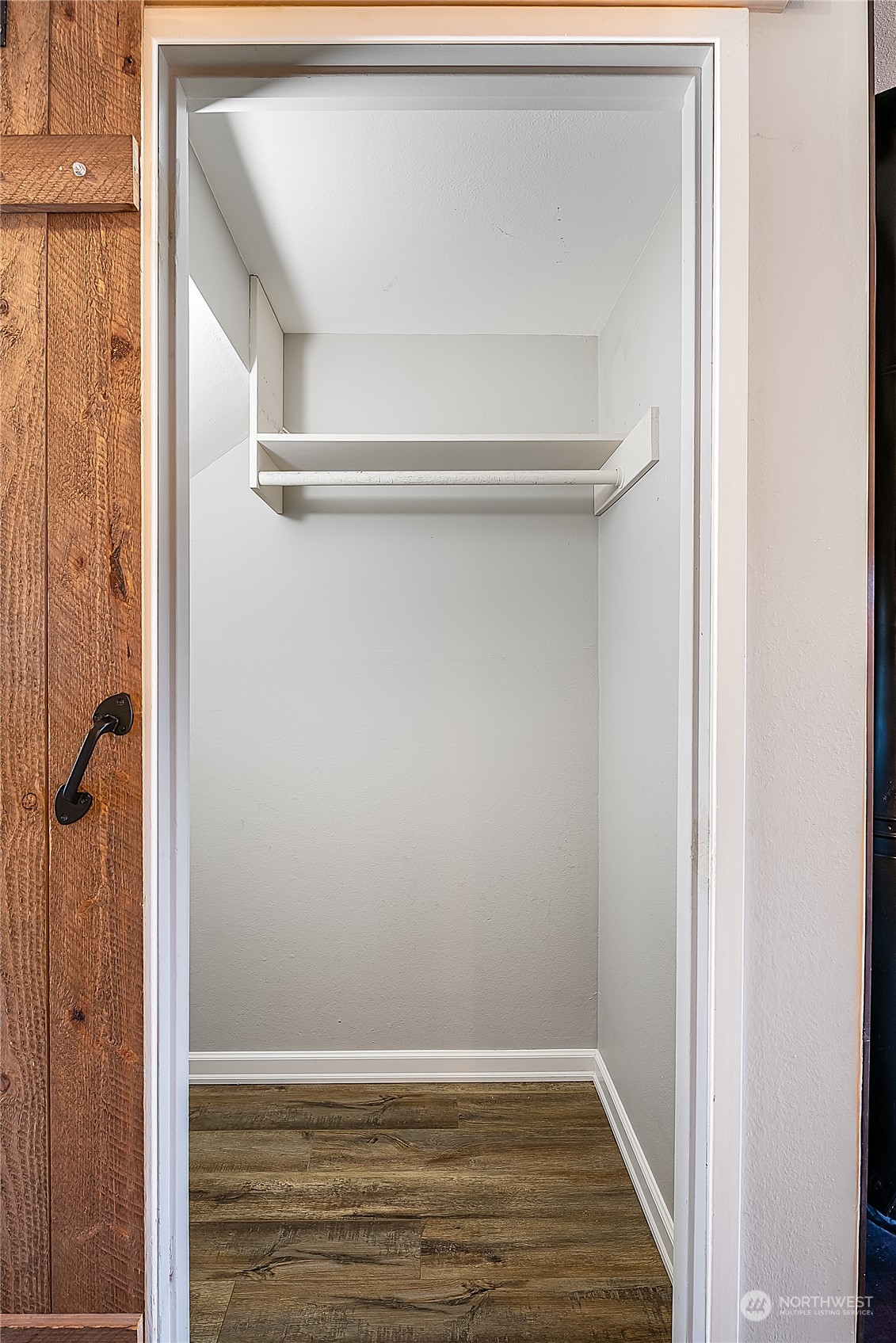 20620 76th Avenue West, Unit D Edmonds, WA 98026 - Photo 20 of 30 a view of a small space